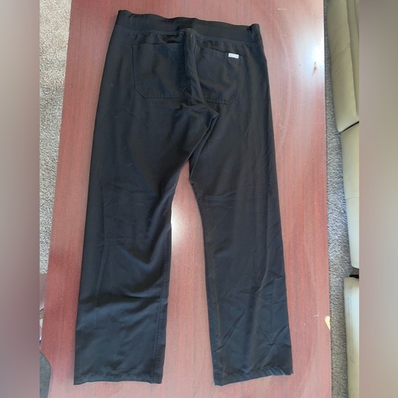 Figs Black Women's Scrubs with Light Gray Drawstring - Picture 4 of 5